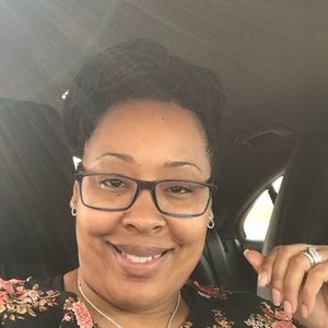 Meet your Posher, Charee